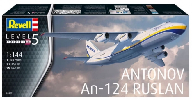 antonov an-124 ruslan műanyag modell 1/144