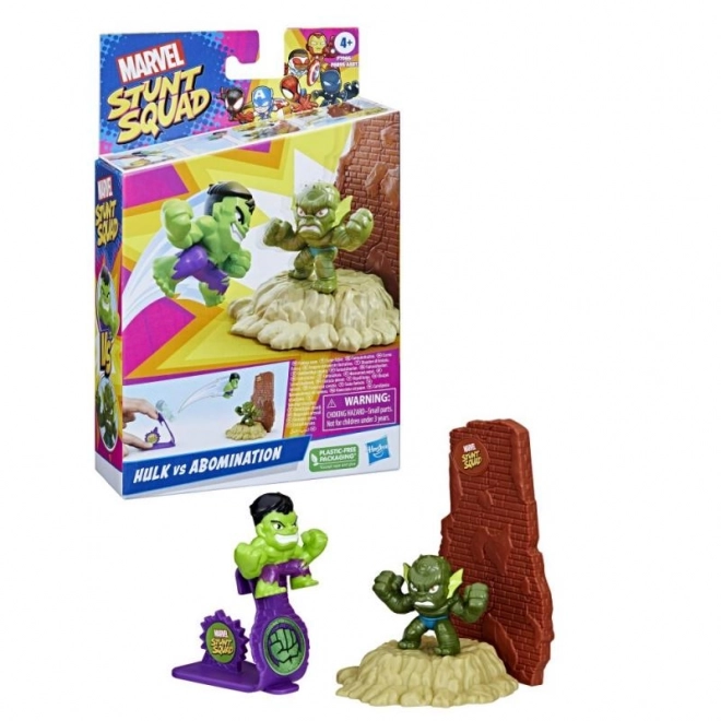 MARVEL AVENGERS STUNT SQUAD FG ÉS JÁTÉKFIGURÁK KÉSZLET