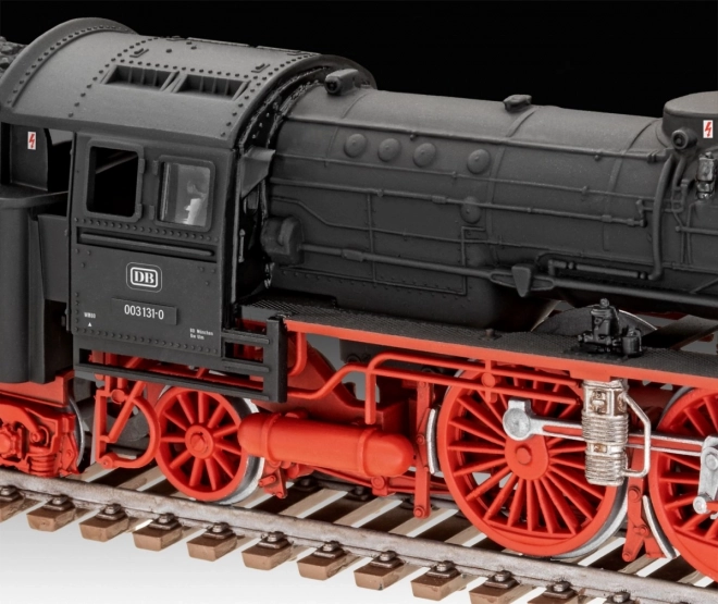 Schnellzuglokomotive BR03 modell 1/87 méretarányban