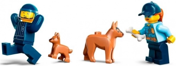 Minifigurák, kutyák és kiegészítők a történetekhez