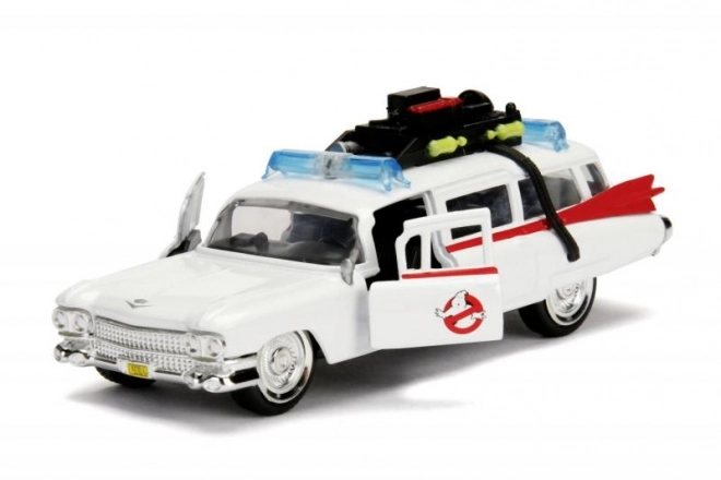 Ghostbusters ECTO-1 autómodell 1:32 méretarányban