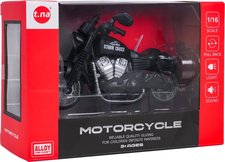 Fény és élethű indítási hang