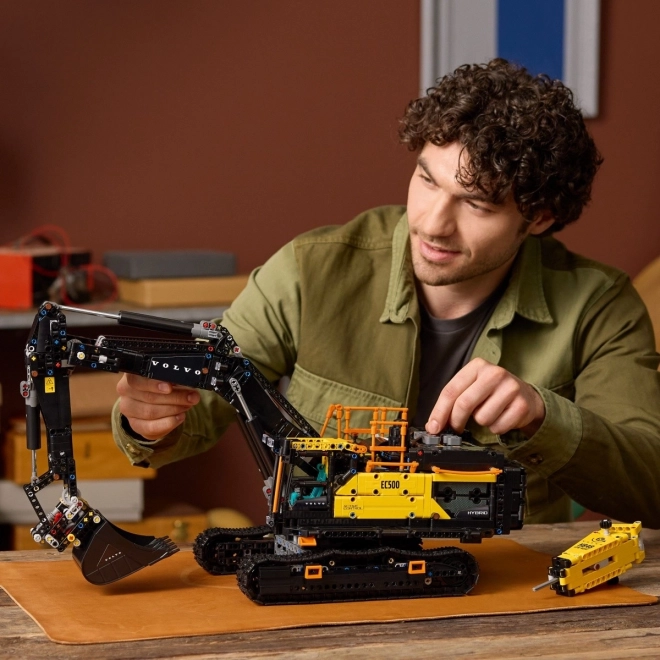 LEGO Technic Volvo EC500 Hibrid Kotrógép