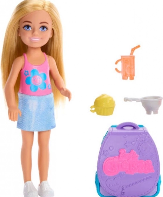 Barbie Chelsea baba hátizsákkal és cicával