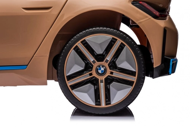 Akkumulátoros BMW I4 Arany 4x4 Játékautó