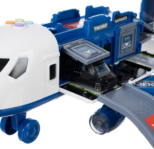 Nyitható repülő parkolóval és rámpákkal