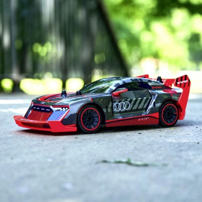 rc audi s1 e-tron quattro távirányítós autó 30 cm