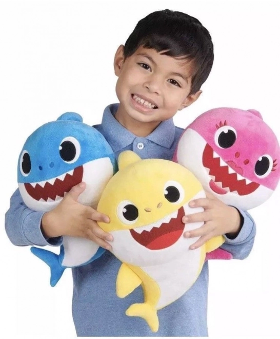 Cápa - Baby Shark plüss - játszik és énekel