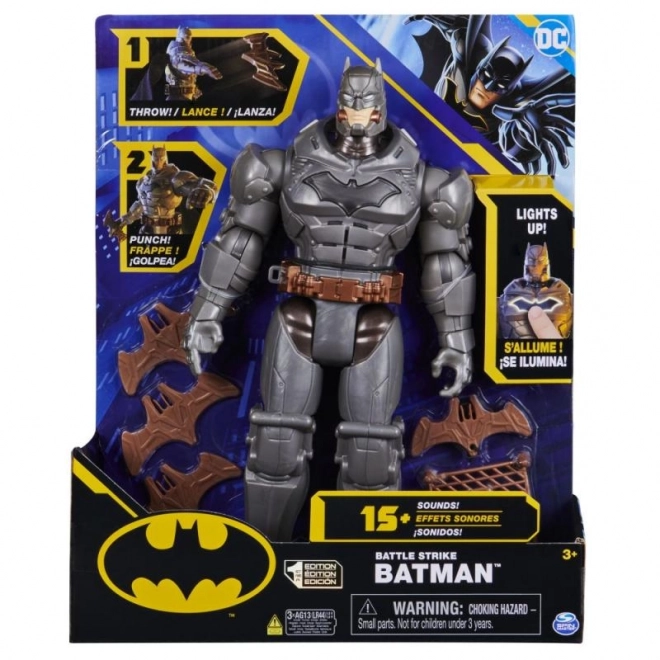 Batman figura kilőhető kiegészítőkkel 30 cm