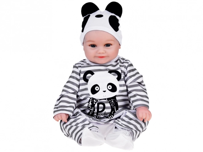 Baba Panda kezeslábasban 45cm