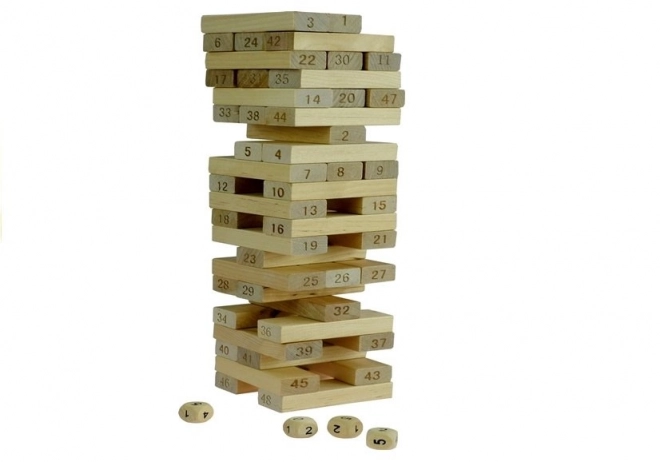 Fa ügyességi torony Jenga játékkal