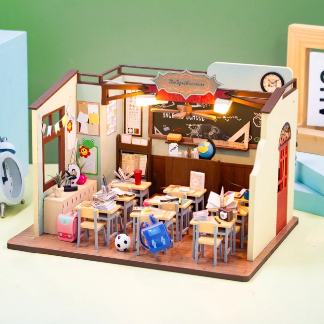 2Kids Toys Miniautúra Házikó Iskolai Osztály