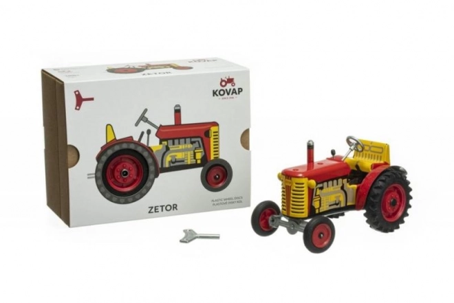 Zetor traktor piros kulccsal 1:25 méretarányban Kovap