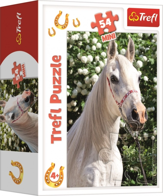 Trefl puzzle világa: Fehér ló portréja 54 darab