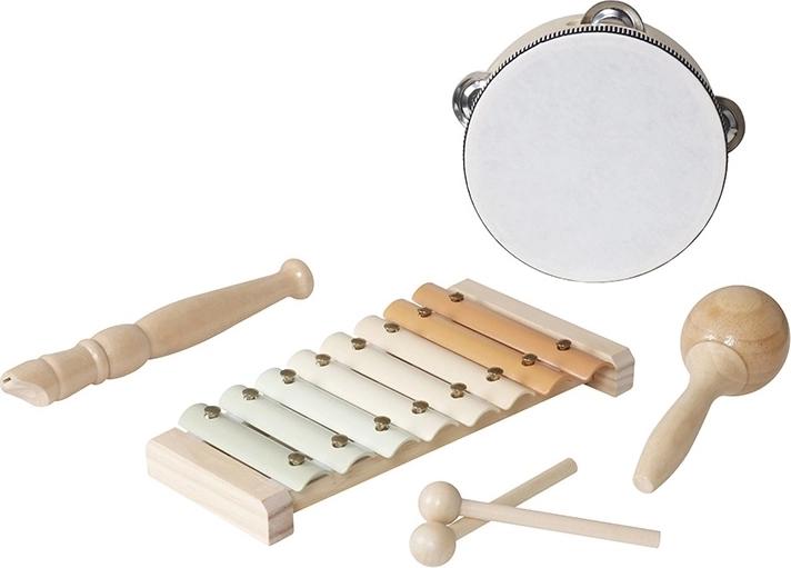 Négy hangszer egy készletben