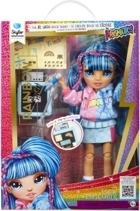 Rainbow High Jr. High baba Skyler Bradshaw – rockénekes mikrofonnal