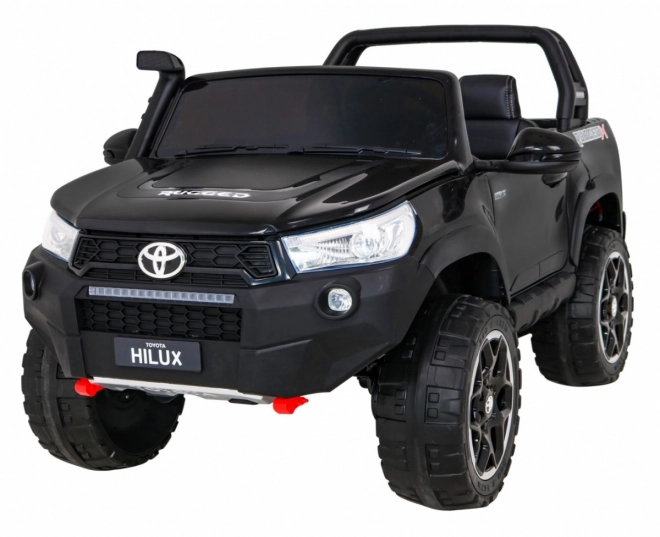 Vozidlo Toyota Hilux Fekete
