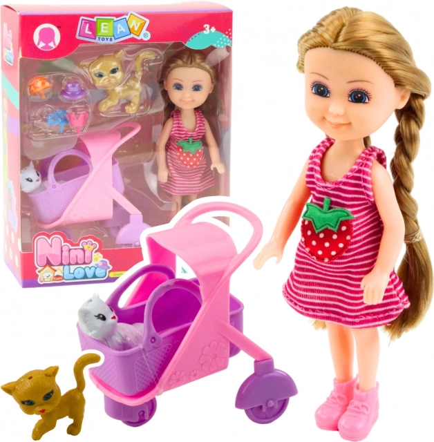 Mini baba babakocsival és kiscicákkal