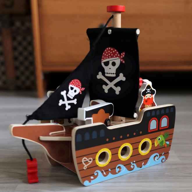 Fa kalózhajó figurákkal Tooky Toy