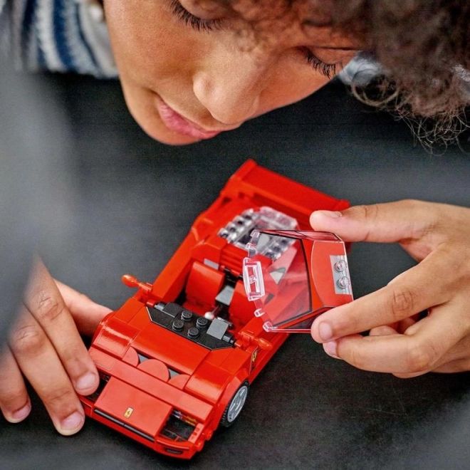 Ferrari F40 Supersportautó LEGO Speed Champions