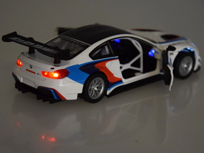 Sportautó modell BMW M6 GT3 1:32 méretarány