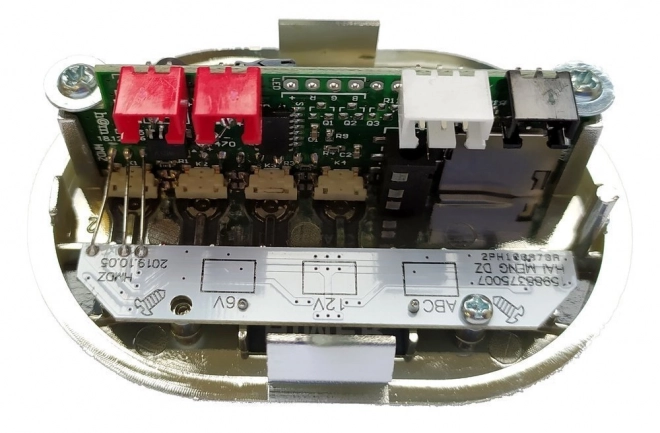 himer zenei panel mp3 USB-vel