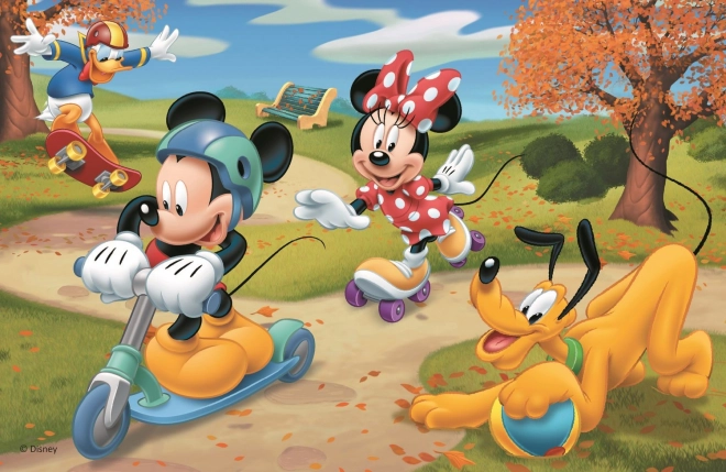 Mickey Mouse parkban korcsolyázik 54 darabos puzzle