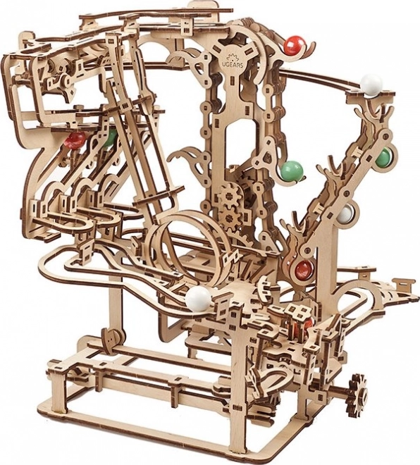 Ugears 3D fa mechanikus puzzle golyópálya láncmechanizmussal