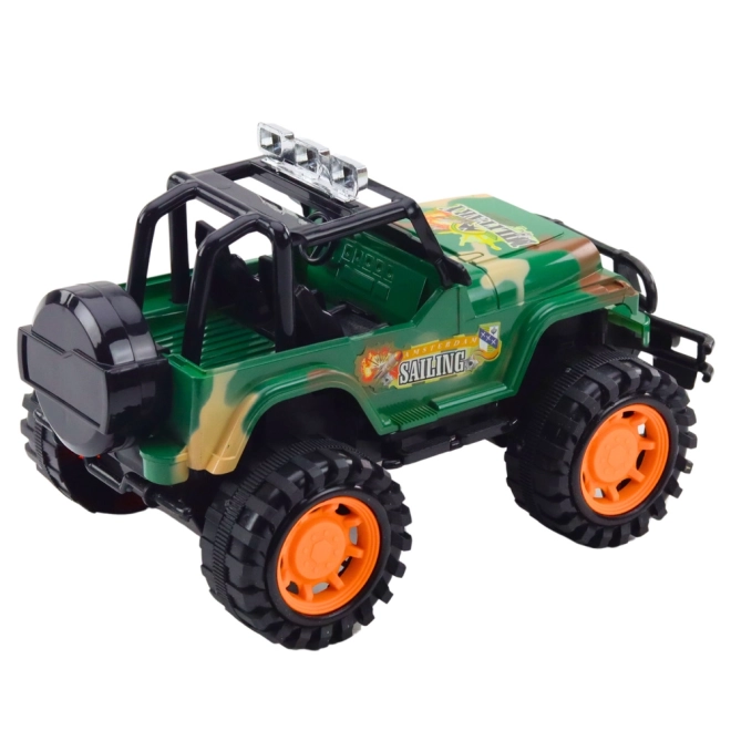 Zöld katonai terepjáró off-road autó
