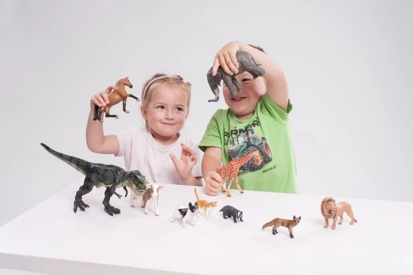 Kétagyarral rendelkező orrszarvú műanyag figura 14 cm