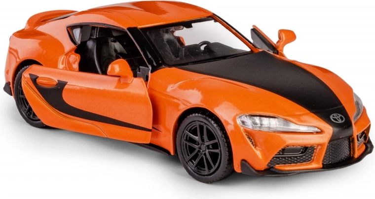 Visszahúzós meghajtás a szórakoztató guruláshoz