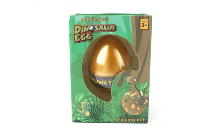 Dinótojás növekvő dinoszaurusszal