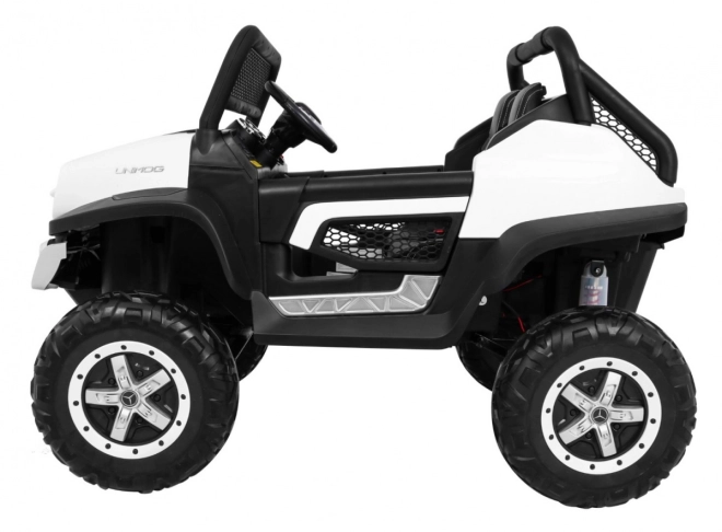 Jármű Mercedes BENZ UNIMOG Fehér