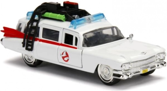 Hű filmes Ecto-1 replika