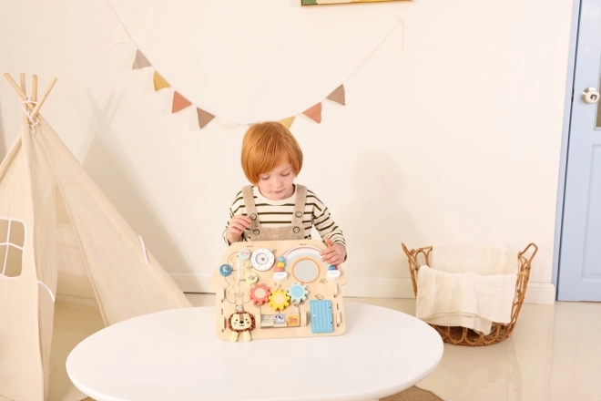 Aktív tábla Oroszlán háza a 2Kids Toys-tól