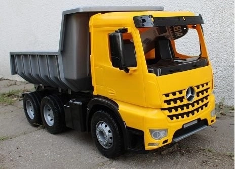 Mercedes Giants dömper Arocs 67 cm