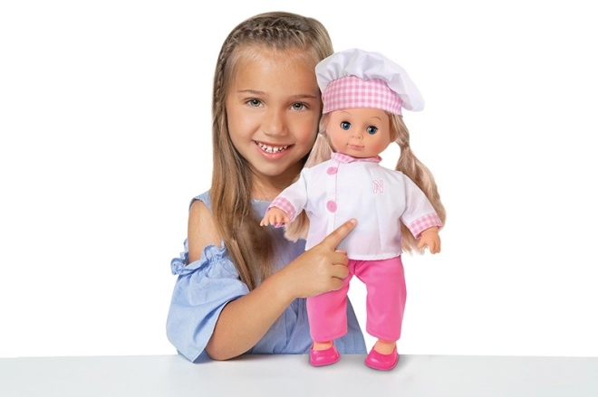 Dalokat énekel