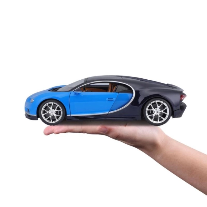 Bburago Bugatti Chiron modellautó kék/sötétkék 1:18