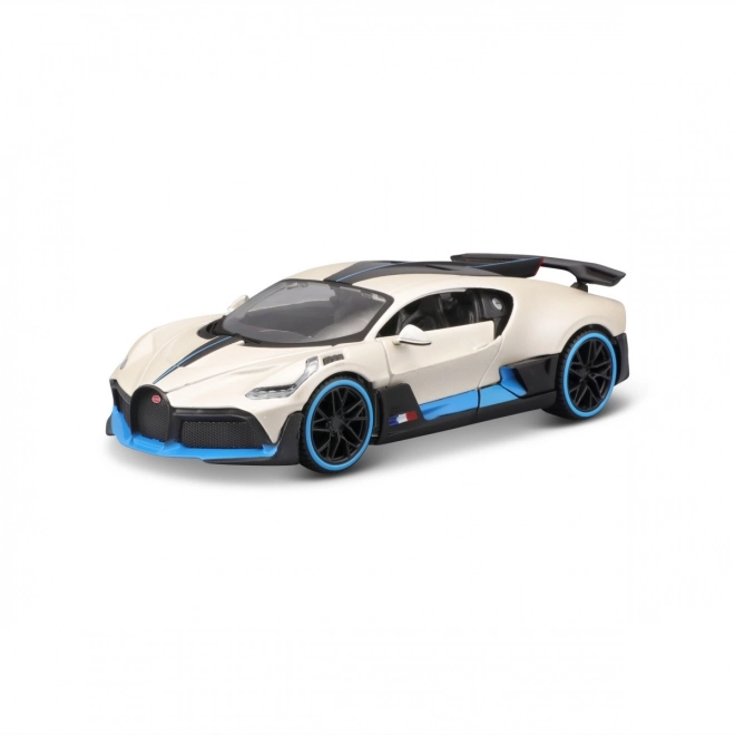 Bugatti Divo kompozit modell 1/24 - fehér