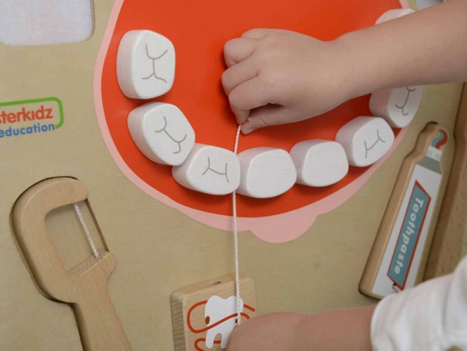 Masterkidz montessori fogápolási falitábla