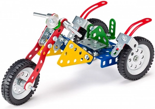 Építsen akár 10 motormodellt