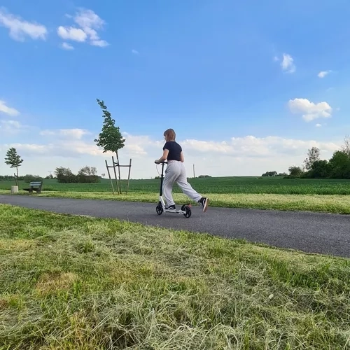 Nagy Összecsukható Roller Lábfejjel Kruzzel