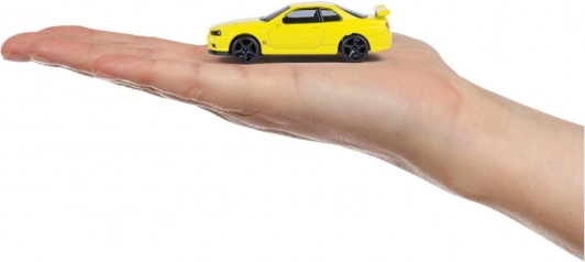Kompakt, kézre álló méret