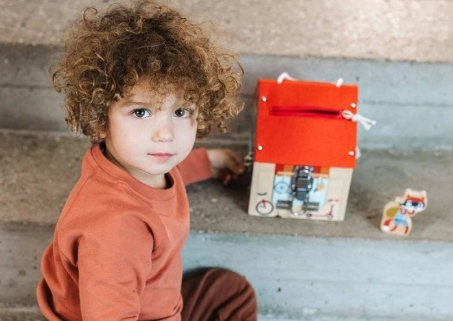 Lilliputiens fa házikó zárakkal