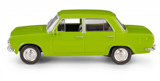PRL jármű Fiat 125p zöld