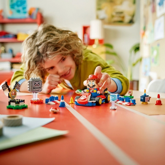 LEGO Super Mario Mario Kart - Interaktív figura és Standard Kart