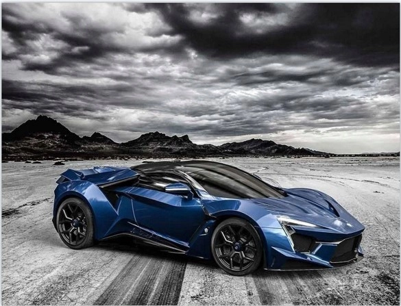 Stílusos FENYR SUPERSport motívum