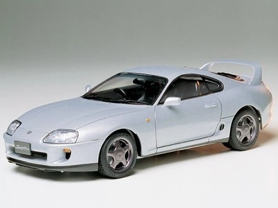 Toyota Supra műanyag modell autó készlet