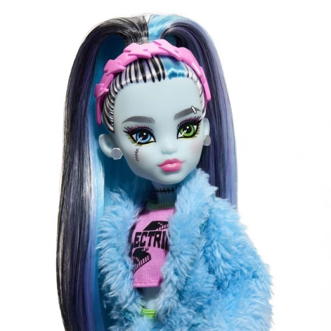 Monster High pizsama parti Frankie Stein baba