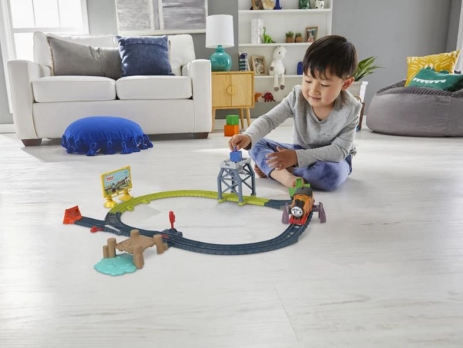 Fisher-Price Tomek és Barátai motoros mozdony szett